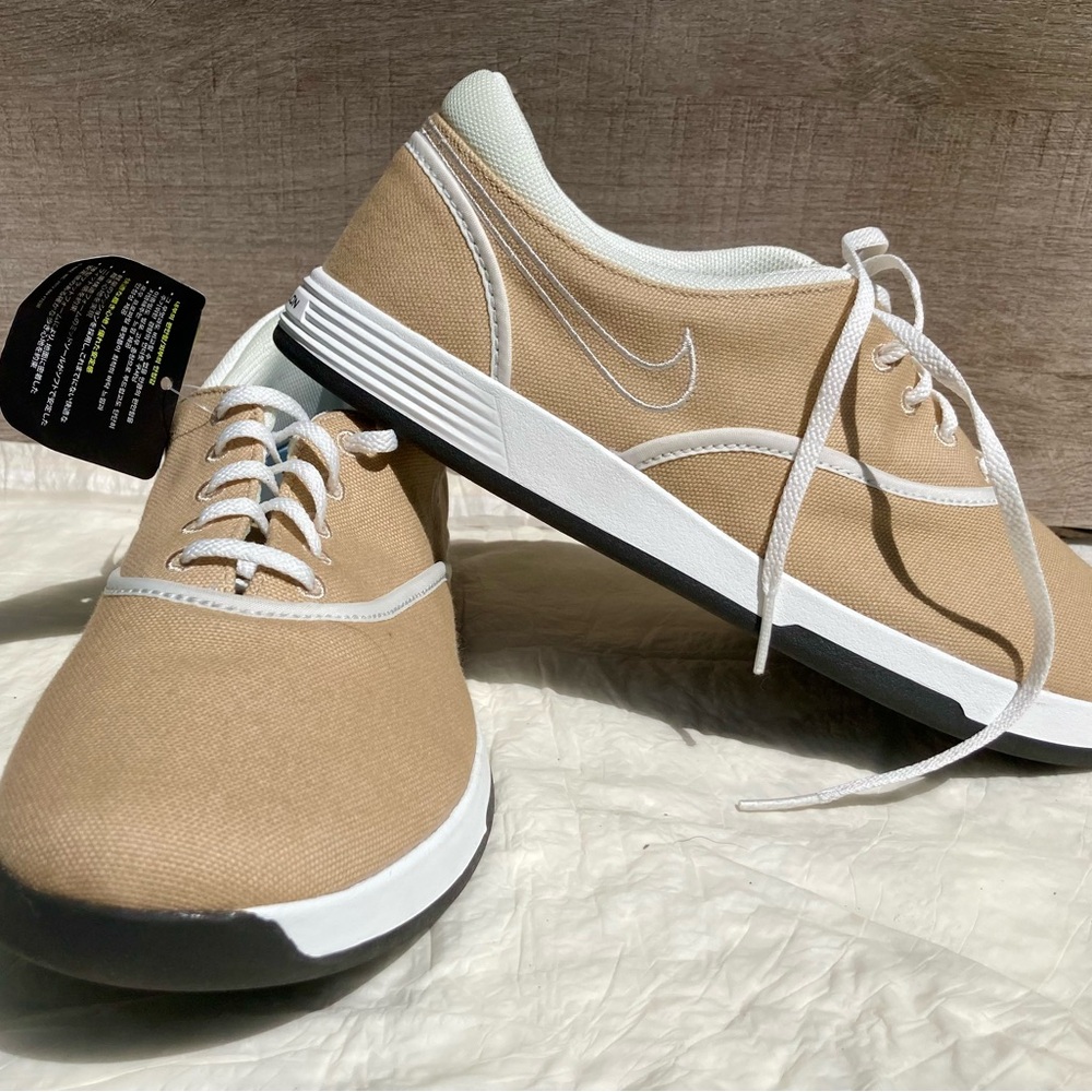 NEW Nike Ladies Lunarlon golf shoes sz 8.5 women’s beige and white canvas